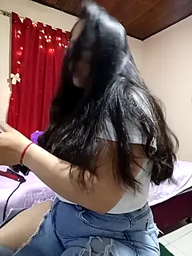 ROUSSE SINCLAIR online show from April 1, 7:11 pm