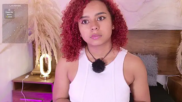 lara curly online show from April 17, 11:34 am