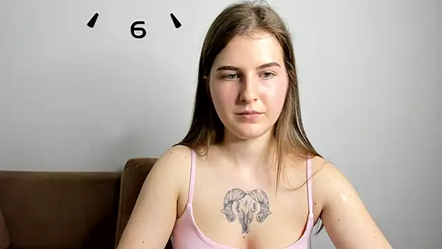 OhMyAlice online show from April 3, 7:12 pm