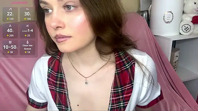 AvroraDisney online show from April 9, 5:07 pm