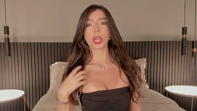 NINA ROSEE397 online show from April 16, 11:51 pm