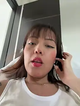 1Amelia8 online show from March 27, 6:08 pm