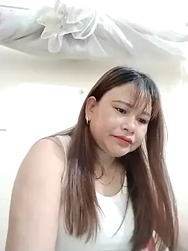 Moubie1 online show from March 26, 11:39 pm