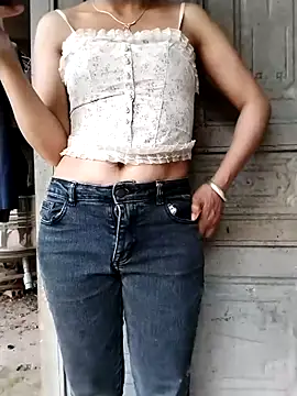 Personality-girl- online show from April 9, 10:20 am