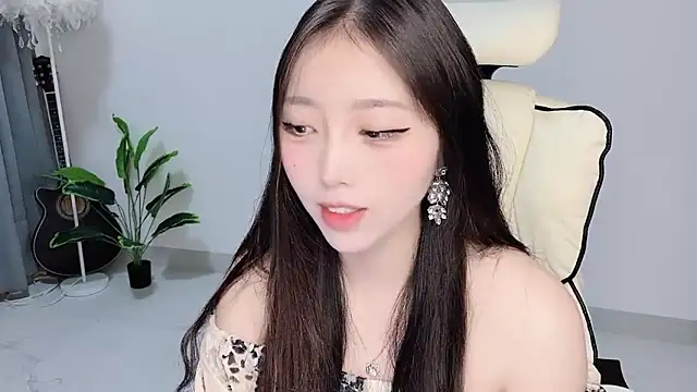 Yukiy8877 online show from April 10, 10:54 am