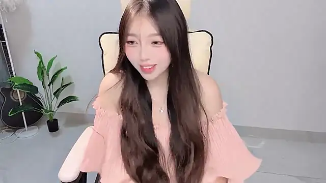 Yukiy8877 online show from April 5, 10:31 pm