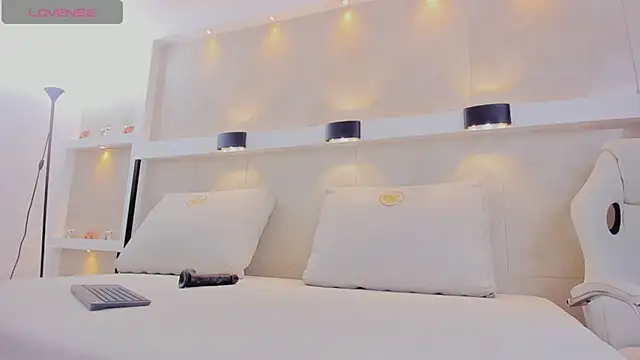 dalhia juicy online show from April 8, 2:46 am