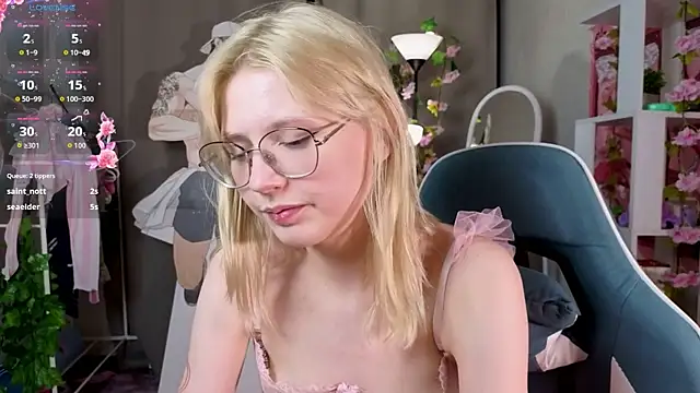 Swagline online show from April 18, 8:20 pm