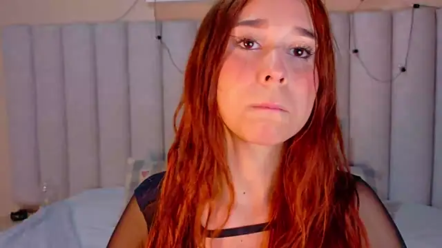 StarrMoon   online show from April 17, 4:36 am