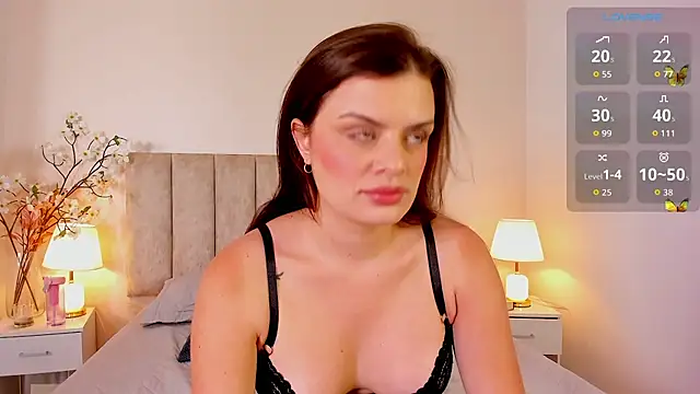 Laurenngrey online show from July 9, 9:28 pm