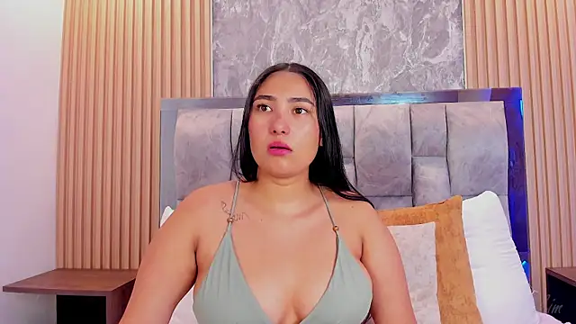 Sulay Kim online show from April 15, 7:58 pm