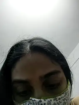 ALIZA FENDY online show from March 26, 3:36 pm