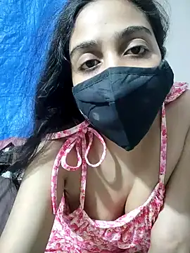 ALIZA FENDY online show from April 27, 9:45 pm