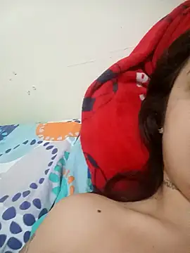 EsmeraldaNaim online show from April 12, 3:04 pm