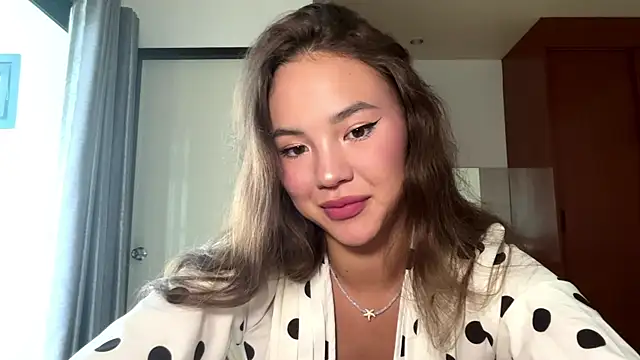 kamila 18 french online show from March 27, 9:10 am