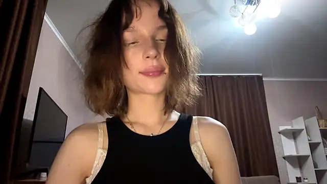 asunanue online show from April 15, 11:38 pm