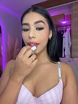 Rossie Blooms online show from April 10, 9:54 pm