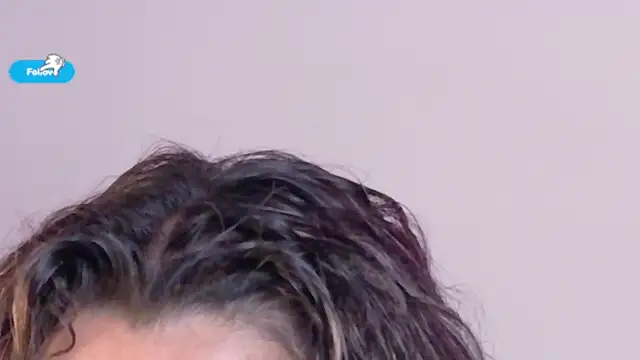 KylieVennet online show from April 19, 2:55 am