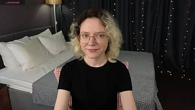 HottoKori online show from April 11, 5:35 am