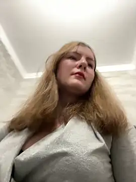 Susan Wright online show from April 17, 11:23 am