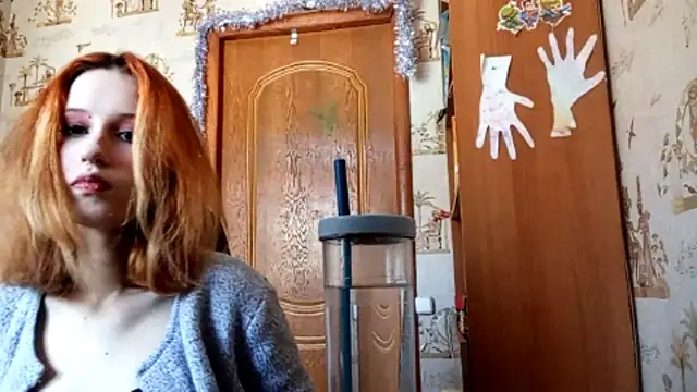 SirenFrost online show from April 7, 10:06 am