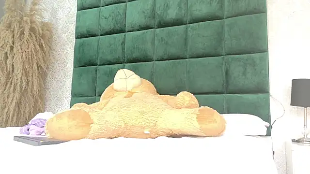 Sasha Sin online show from April 4, 1:43 pm