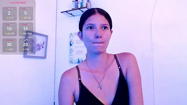 sofy bonnet1 online show from April 10, 2:01 pm