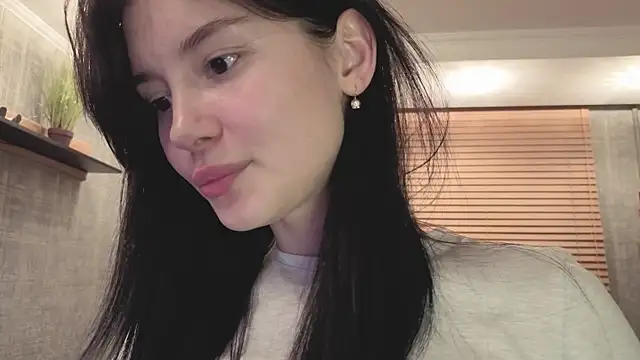 SweetieWink online show from April 18, 10:20 pm