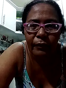 sexymomsn online show from April 18, 11:35 am