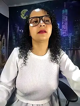 Sofia Alane online show from April 4, 9:19 am