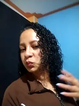 Sofia Alane online show from April 17, 9:00 am