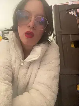 samantha dulce online show from April 16, 8:08 pm