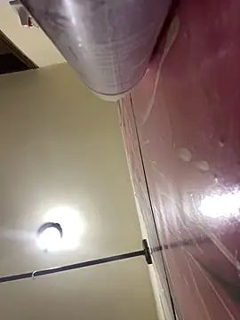 Itze Mua online show from April 16, 10:56 pm