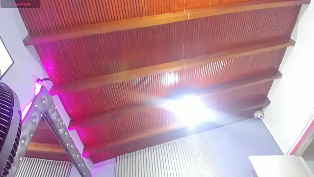 Paulinna Curvy online show from April 14, 8:31 pm