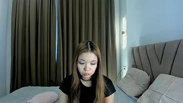 kok0mi online show from April 11, 3:12 am