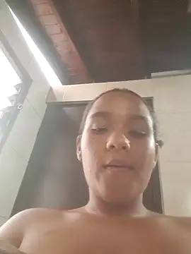 sofia-larson online show from April 17, 7:38 pm