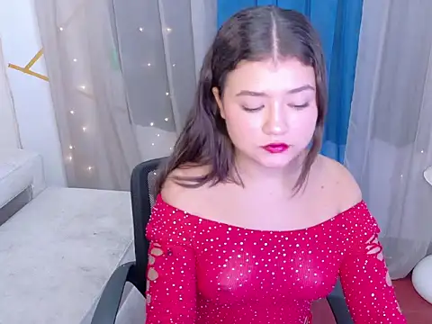 noahcute19 online show from April 14, 7:47 pm