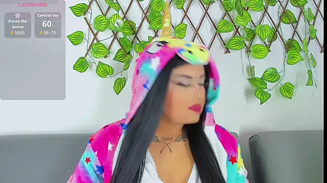 Arialane  online show from April 4, 12:20 am