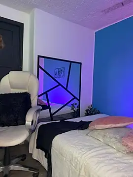 Honey  kiss online show from March 30, 1:05 am