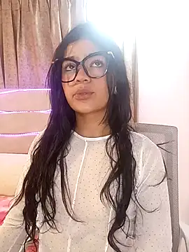 baby-skinnd online show from April 2, 3:09 pm