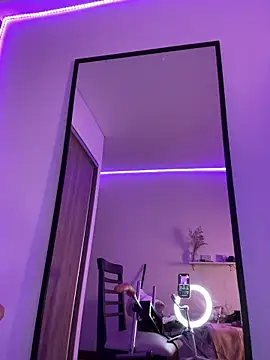 zarafoxy online show from April 18, 3:09 am