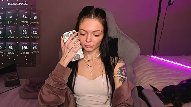 SweetMary adam online show from April 19, 6:10 pm