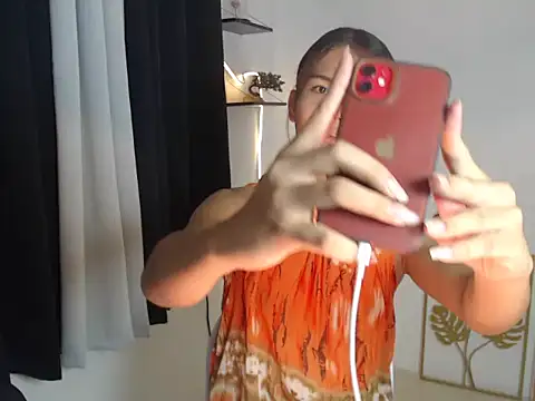 Zain Moore online show from April 16, 2:28 pm