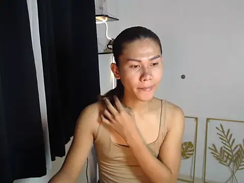 Zain Moore online show from April 9, 9:15 am