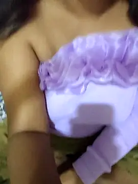 Tridha 2 online show from April 14, 8:09 pm