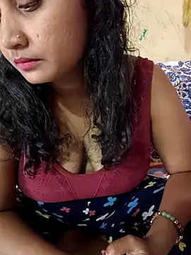 Tridha 2 online show from April 11, 11:47 am