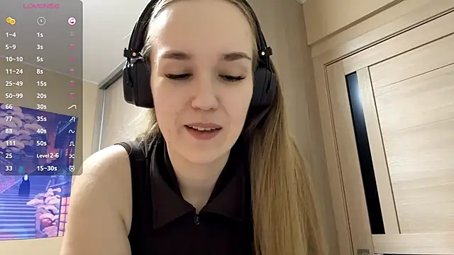 DenitaSpace online show from April 15, 2:50 pm