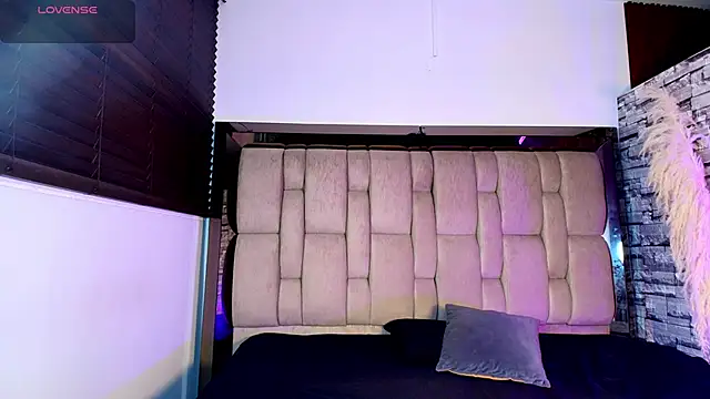 MeganEvanss   online show from June 3, 1:07 am