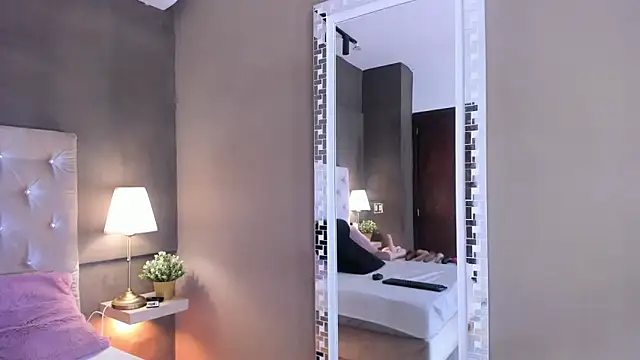 Kiaraprincess online show from April 18, 11:48 pm