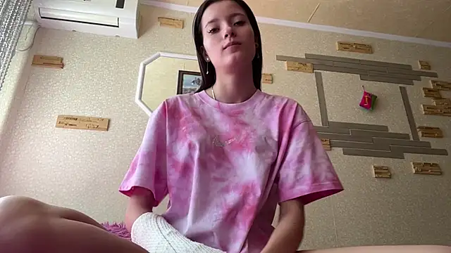 VersedFiend online show from July 2, 8:09 am